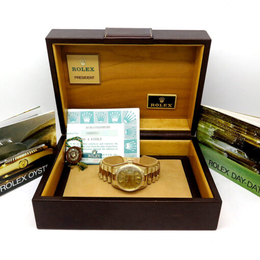 Rolex 18038 Day Date 18K Yellow Gold with Champagne Stick Dial - Image 2