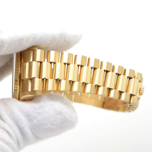 Rolex 18038 Day Date 18K Yellow Gold with Champagne Stick Dial - Image 13