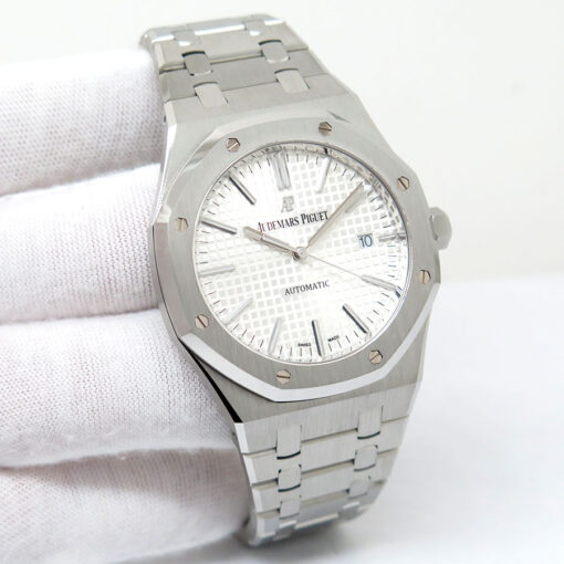 Audemars Piguet 15400ST Royal Oak with Silver Dial