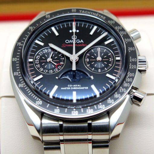 Omega Speedmaster Moonphase Chronograph - Image 3