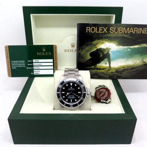Rolex 14060 Submariner No Date - Image 2