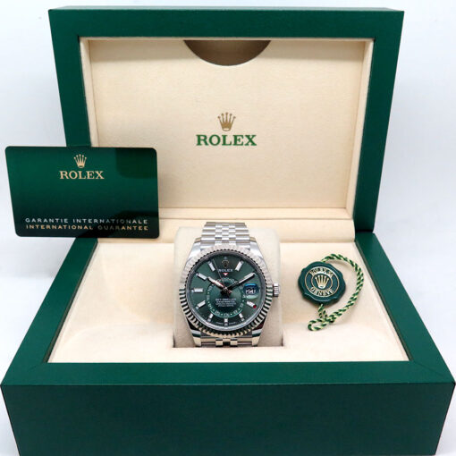 Rolex 336934 Skydweller with Mint Green Dial on Jubilee - Image 2