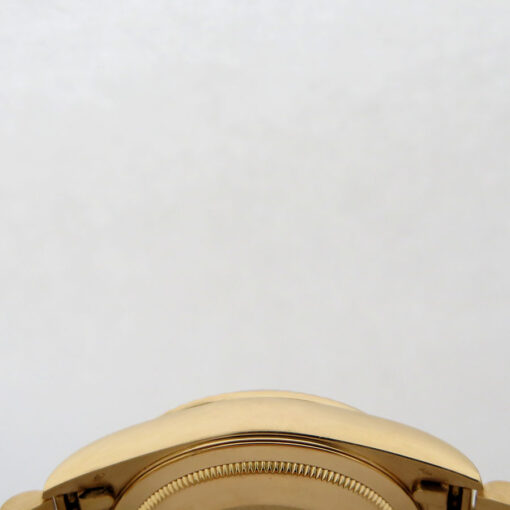 Rolex 18238 Day Date 18K Yellow Gold with Champagne Diamond Dial - Image 5