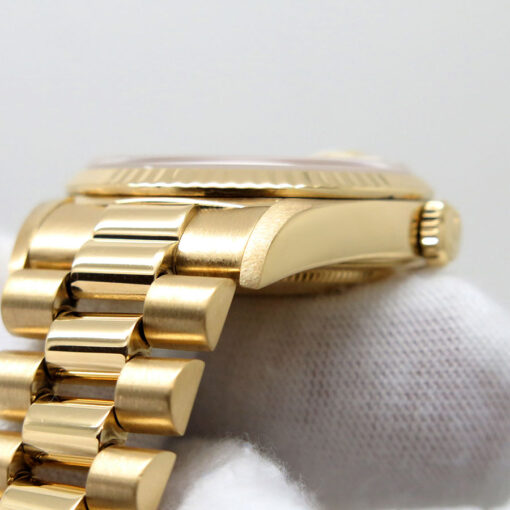 Rolex 18238 Day Date 18K Yellow Gold with Champagne Diamond Dial - Image 8