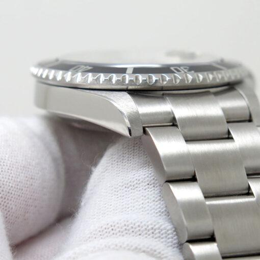 Rolex 16610LN Submariner - Image 9