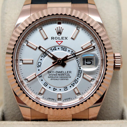 Rolex 326235 Skydweller 18K Rose Gold with White Dial - Image 3