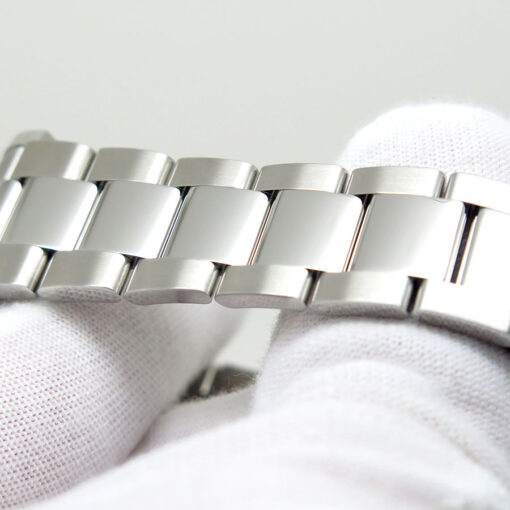 Rolex 126500LN Cosmograph Daytona with White Dial - Image 6
