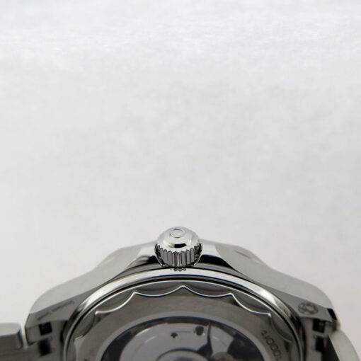 Omega Seamaster Diver 300m with White Dial on Bracelet - Image 5