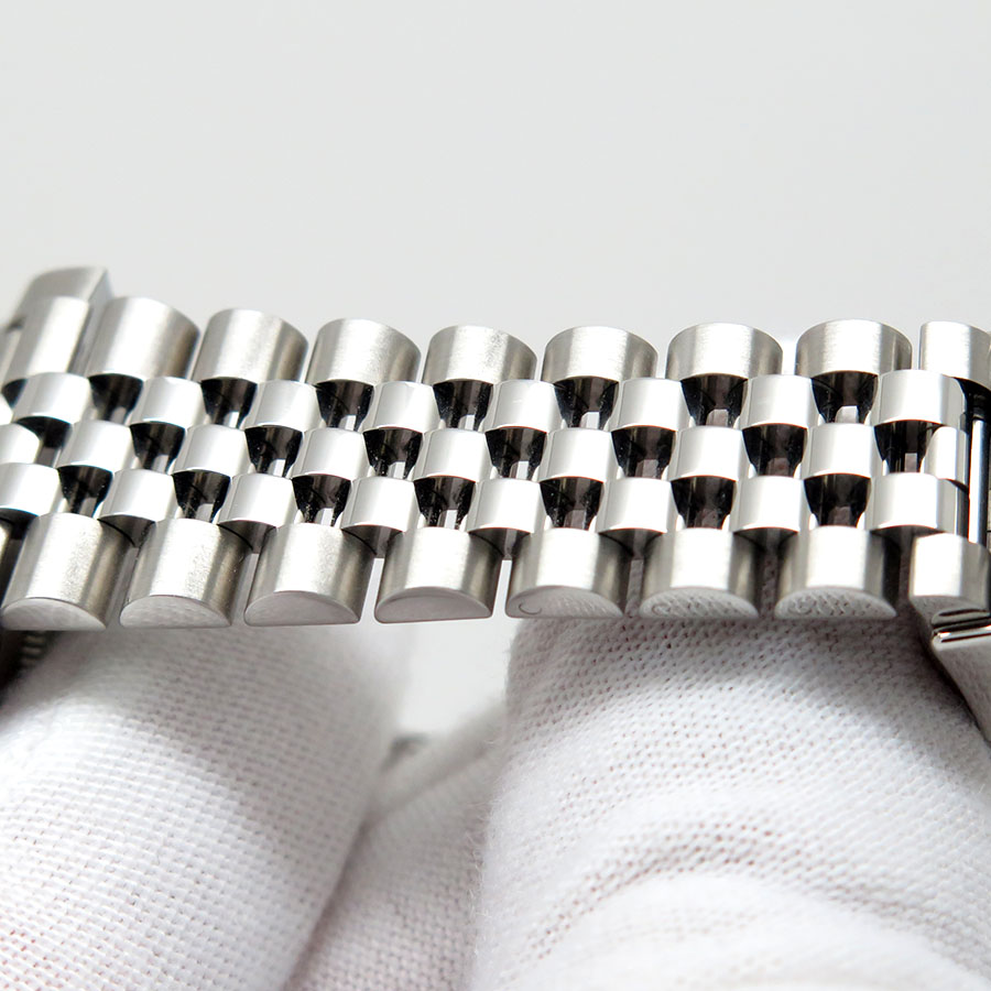 Rolex 126710BLRO GMT Master II on Jubilee - Image 8