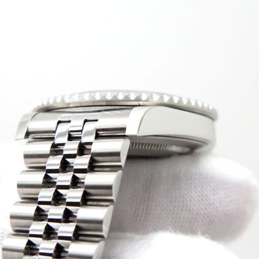 Rolex 16710 GMT Master II with Red & Blue Bezel on Jubilee - Image 6