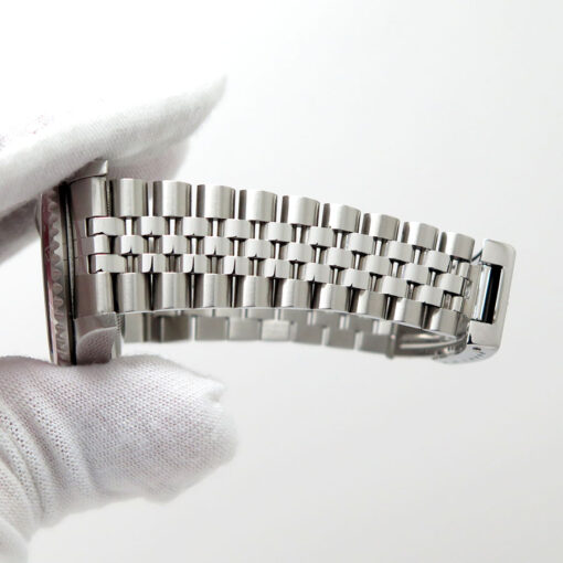 Rolex 16710 GMT Master II with Red & Blue Bezel on Jubilee - Image 13