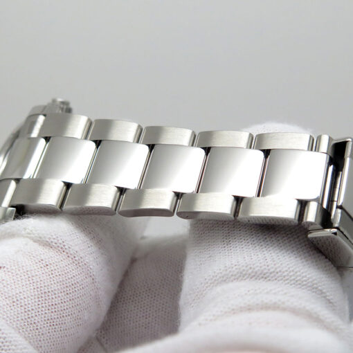 Rolex 126500LN Cosmograph Daytona with White Dial - Image 8
