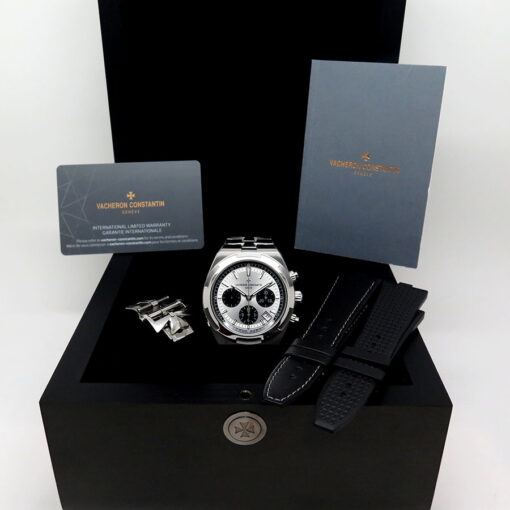 Vacheron Constantin 5520V Overseas Chronograph with Silver Dial - Image 2