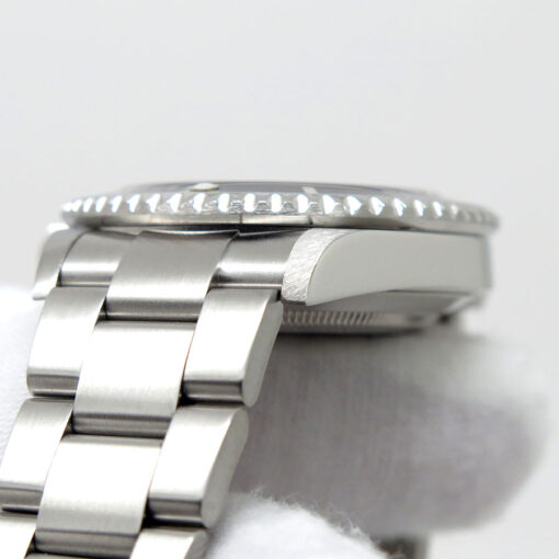 Rolex 16610LN Submariner - Image 6