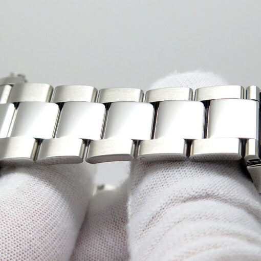Rolex 126500LN Cosmograph Daytona with White Dial - Image 8