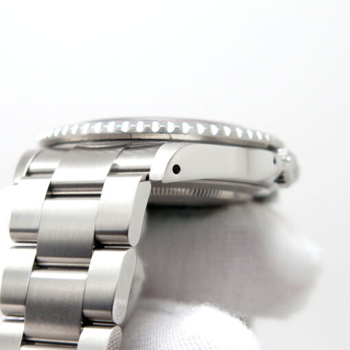 Rolex 16710 GMT Master II with Red/Black Bezel - Image 7