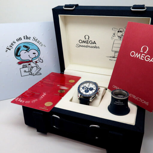 Omega Speedmaster 50th Anniversary Chronograph “Silver Snoopy Award” - Image 2