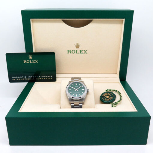 Rolex 277200 Oyster Perpetual 31 with Green Dial - Image 2