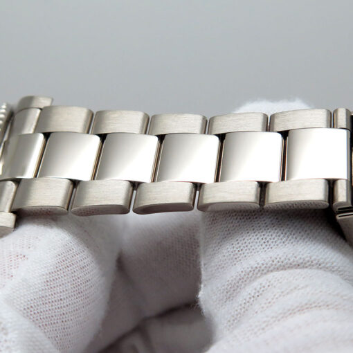 Rolex 126619LB Submariner 41 18K White Gold - Image 8
