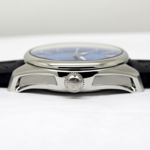 H. Moser & Cie 3200-1217 Pioneer Centre Seconds with Arctic Blue Fumé Dial - Image 6