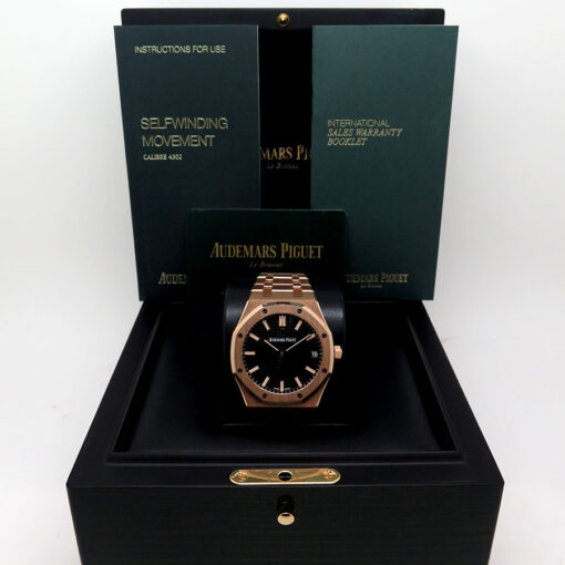 Audemars Piguet 15500OR Royal Oak 18K Rose Gold with Black Dial - Image 2