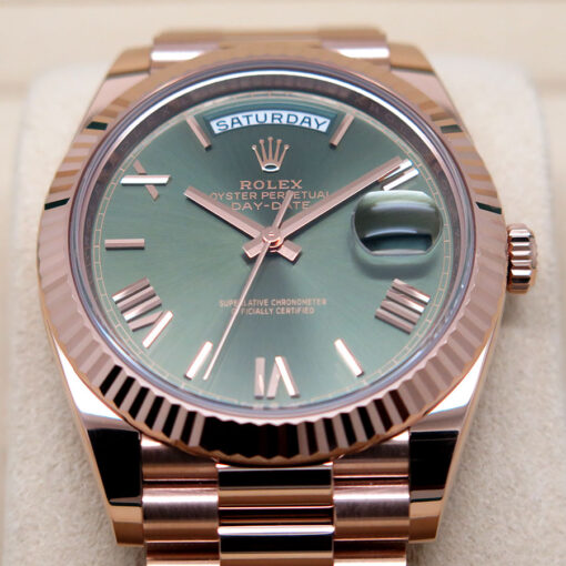 Rolex 228235 Day Date 40 18K Rose Gold with Olive Green Dial - Image 3