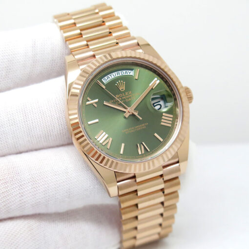 Rolex 228235 Day Date 40 18K Rose Gold with Olive Green Dial