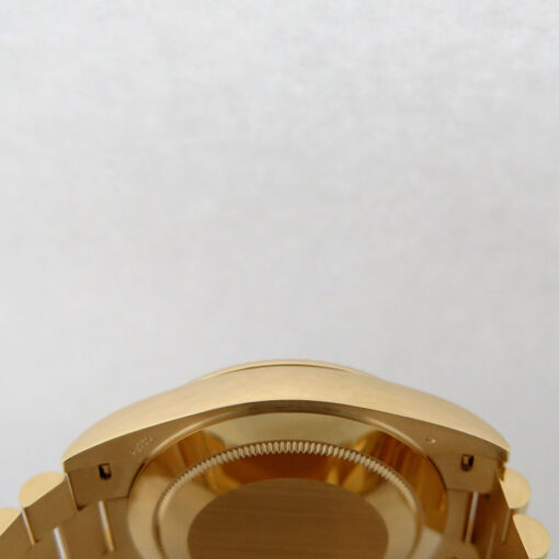 Rolex 228238 Day Date 40 18K Yellow Gold with Ombre Green Roman Dial - Image 5