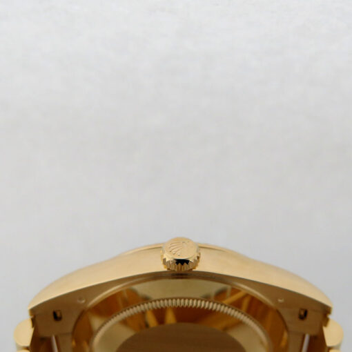 Rolex 228238 Day Date 40 18K Yellow Gold with Ombre Green Roman Dial - Image 4