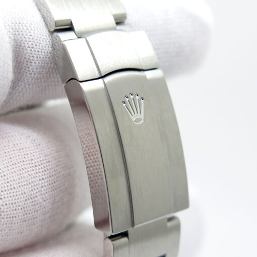 Rolex 124300 Oyster Perpetual 41 with Green Dial - Image 7