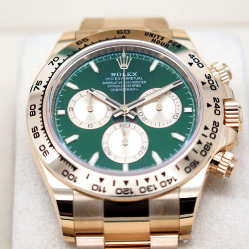 Rolex 126508 Cosmograph Daytona 18K Yellow Gold with Green and Gold Dial (New Model) - Image 3