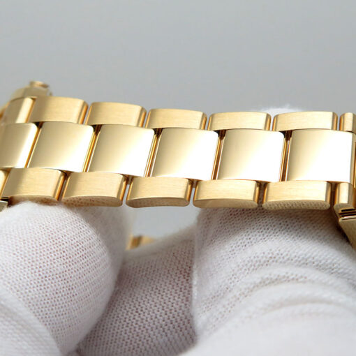 Rolex 126508 Cosmograph Daytona 18K Yellow Gold with Green and Gold Dial (New Model) - Image 9