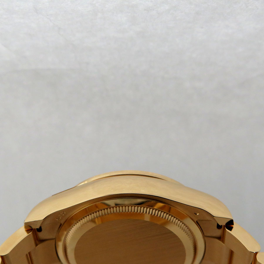 Rolex 126508 Cosmograph Daytona 18K Yellow Gold with Green and Gold Dial (New Model) - Image 6