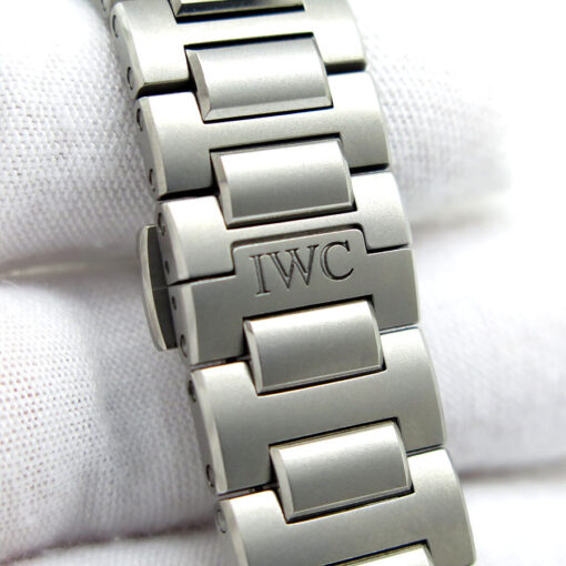 IWC IW3289 Ingenieur Titanium Automatic 40mm - Image 8