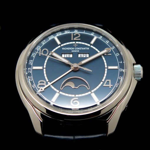 Vacheron Constantin 4000E Fiftysix Complete Calendar with Blue Dial on Strap - Image 3
