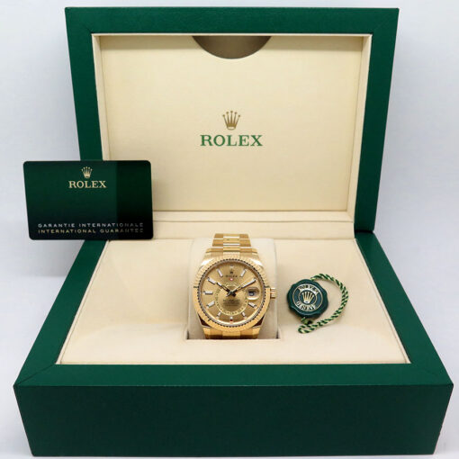 Rolex 336938 Skydweller 18K Yellow Gold with Champagne Dial on Oyster - Image 2