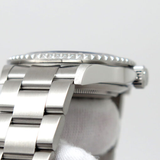 Rolex 16610LN Submariner - Image 8