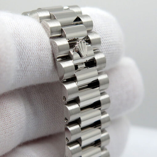 Rolex 118206 Day Date Platinum with Mother of Pearl Diamond Dial - Image 8