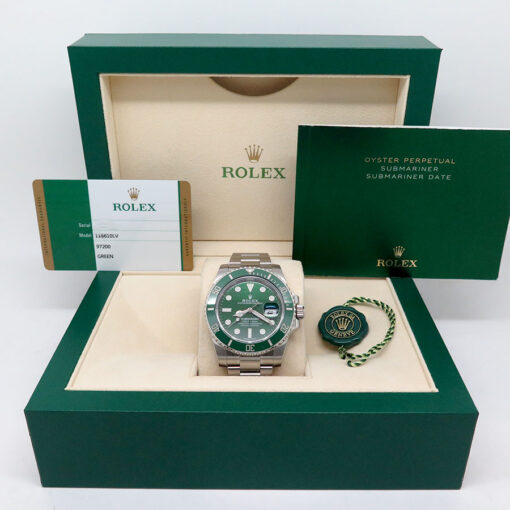 Alternative view of Rolex 116610LV Submariner
