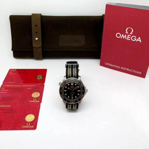 Omega Seamaster Diver 300m ‘007 Edition Titanium on NATO - Image 2