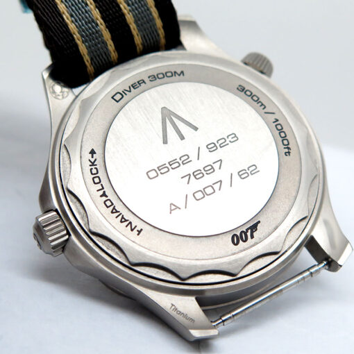 Omega Seamaster Diver 300m ‘007 Edition Titanium on NATO - Image 4