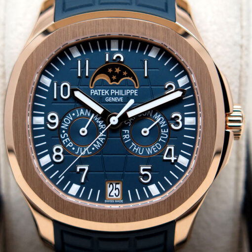 Patek Philippe 5261R Aquanaut Annual Calendar Blue 18K Rose Gold (New Model) - Image 3