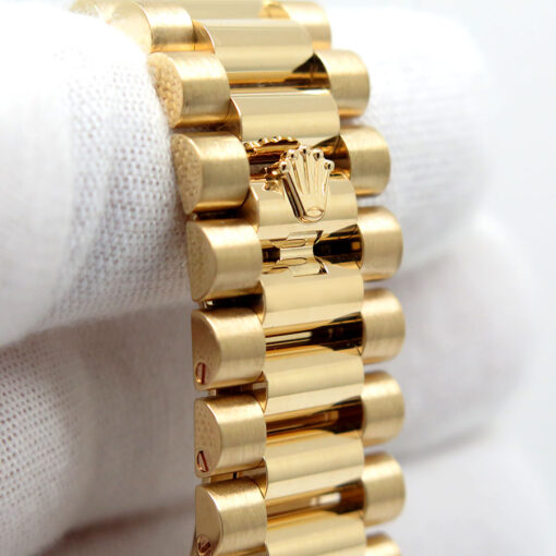 Rolex 228238 Day Date 40 18K Yellow Gold with Green Roman Dial - Image 7