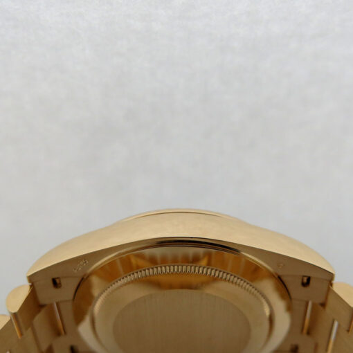 Rolex 228238 Day Date 40 18K Yellow Gold with Green Roman Dial - Image 5