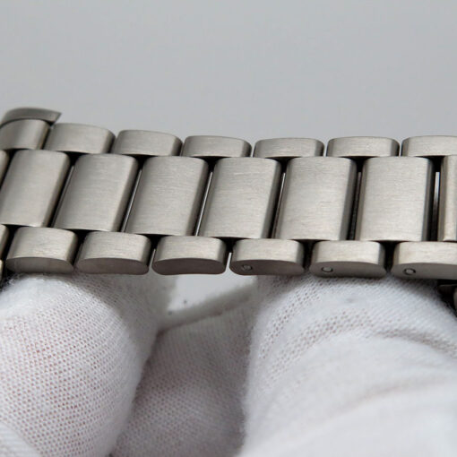Tudor 25610TNL Pelagos LHD - Image 8