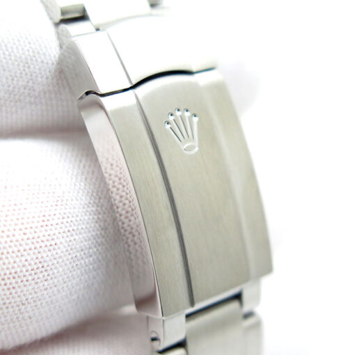 Rolex 124300 Oyster Perpetual 41 with Green Dial - Image 7