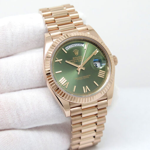 Rolex 228235 Day Date 40 18K Rose Gold with Olive Green Dial
