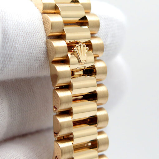 Rolex 118238 Day Date 18K Yellow Gold with Champagne Rolex Motif Diamond Dial - Image 7
