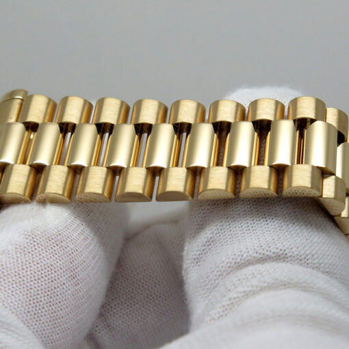 Rolex 118238 Day Date 18K Yellow Gold with Champagne Rolex Motif Diamond Dial - Image 6