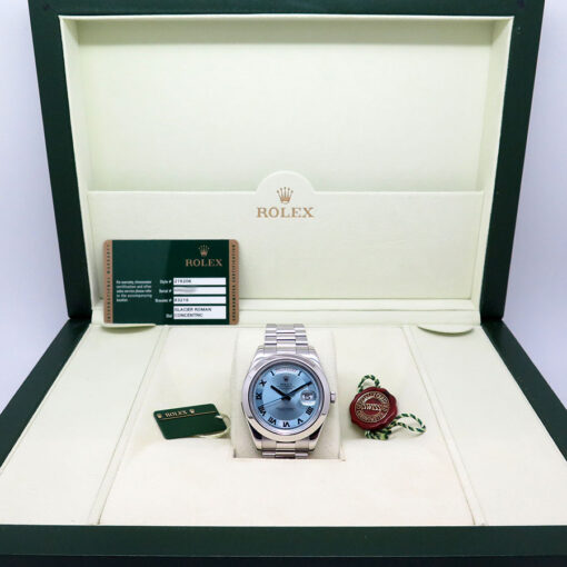 Rolex 218206 Day Date II Platinum with Ice Blue Concentric Roman Dial - Image 2